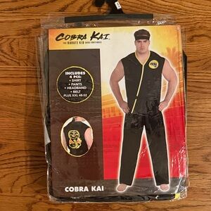 Costume - Black and Yellow Cobra Kai